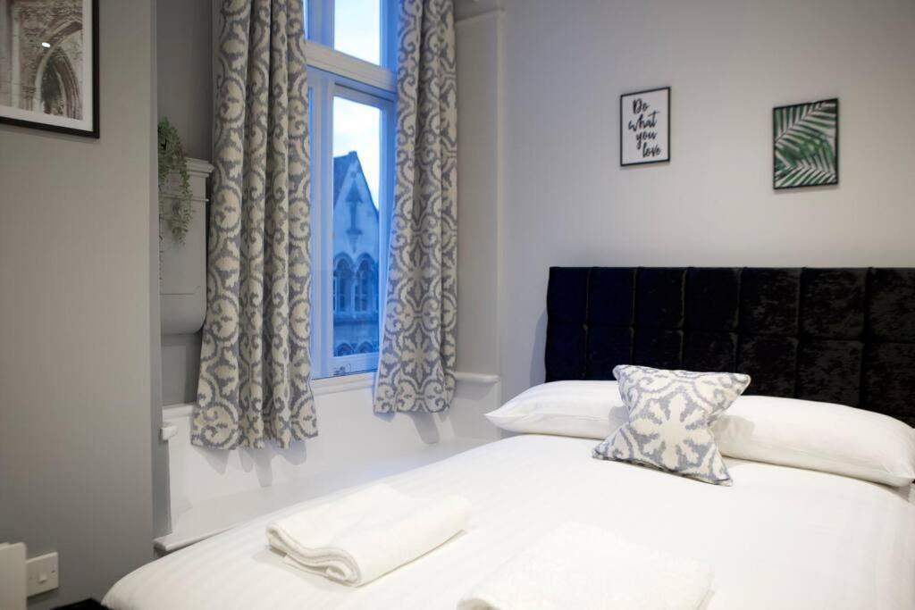 Studio On The Rows - Central City Centre Chester Exteriör bild